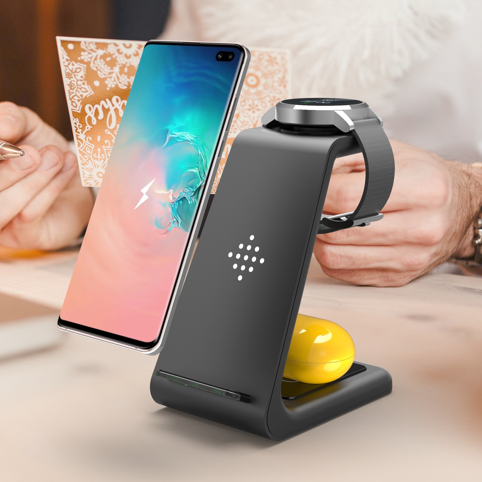 3 In 1 Station Wireless Fast Charger Stand